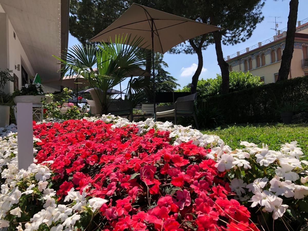 Hotel International Sirmione Ngoại thất bức ảnh
