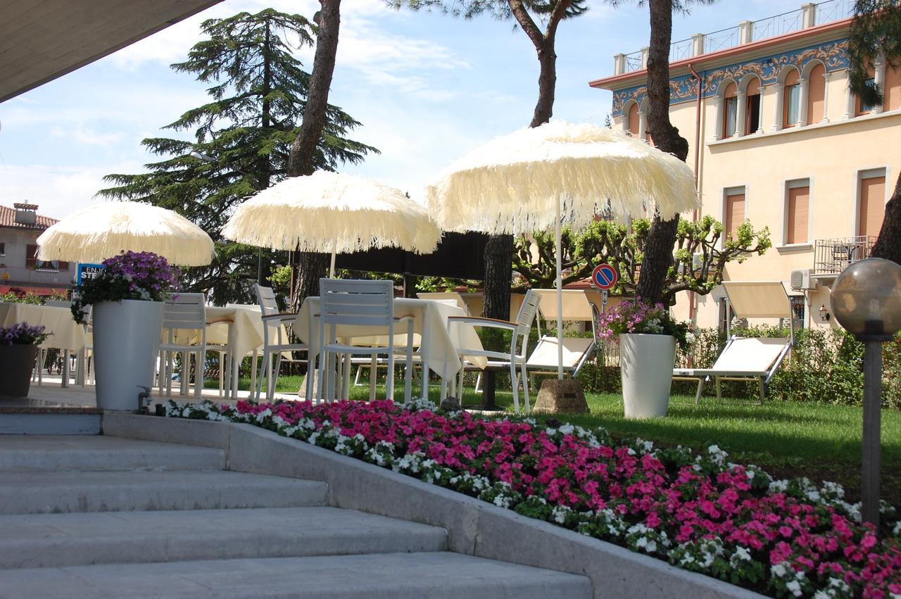 Hotel International Sirmione Ngoại thất bức ảnh