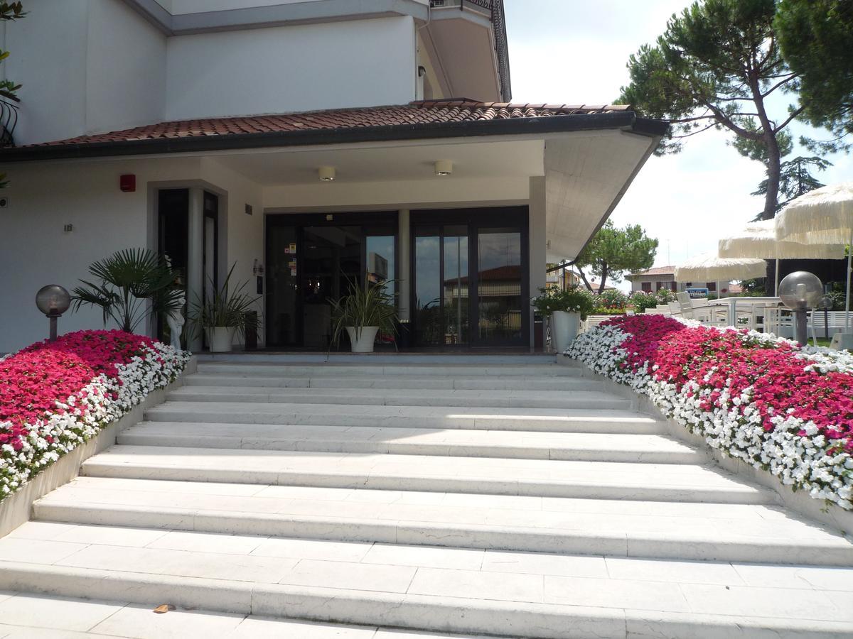 Hotel International Sirmione Ngoại thất bức ảnh