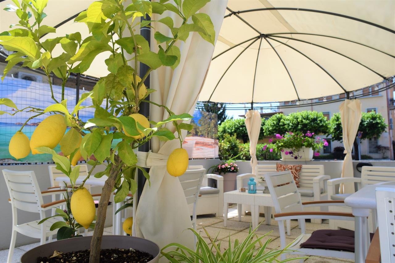 Hotel International Sirmione Ngoại thất bức ảnh